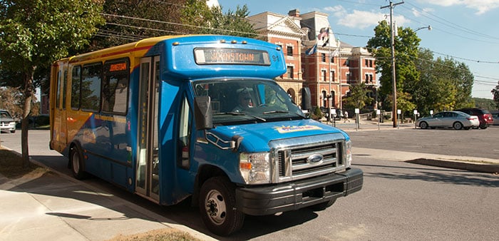 CamTran bus at the courthouse